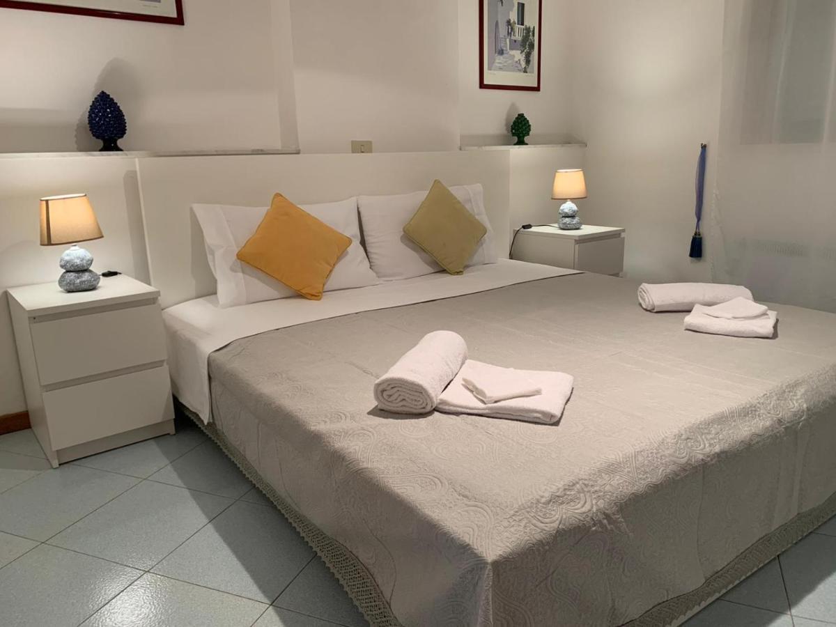 Casa Tarifa Lejlighed Taormina Eksteriør billede
